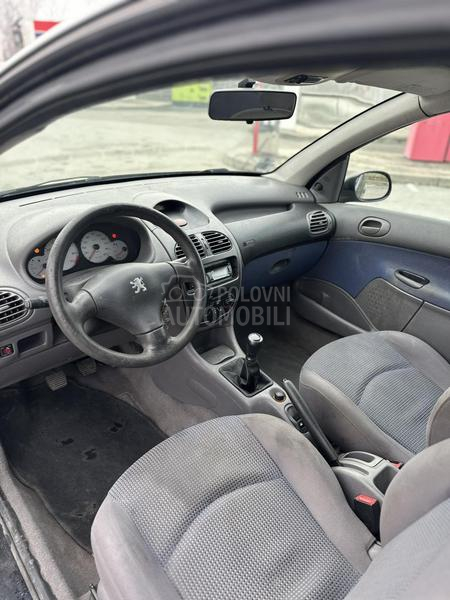 Peugeot 206 