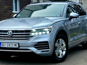 Volkswagen Touareg 3.0 V6 286hp MATRIX