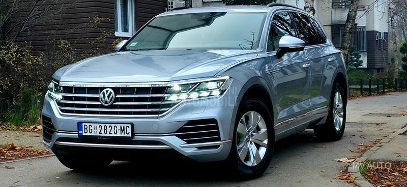 Volkswagen Touareg 3.0 V6 286hp MATRIX