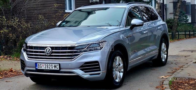Volkswagen Touareg 3.0 V6 286hp MATRIX