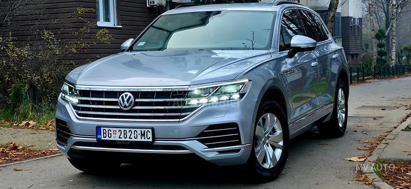Volkswagen Touareg 3.0 V6 286hp MATRIX