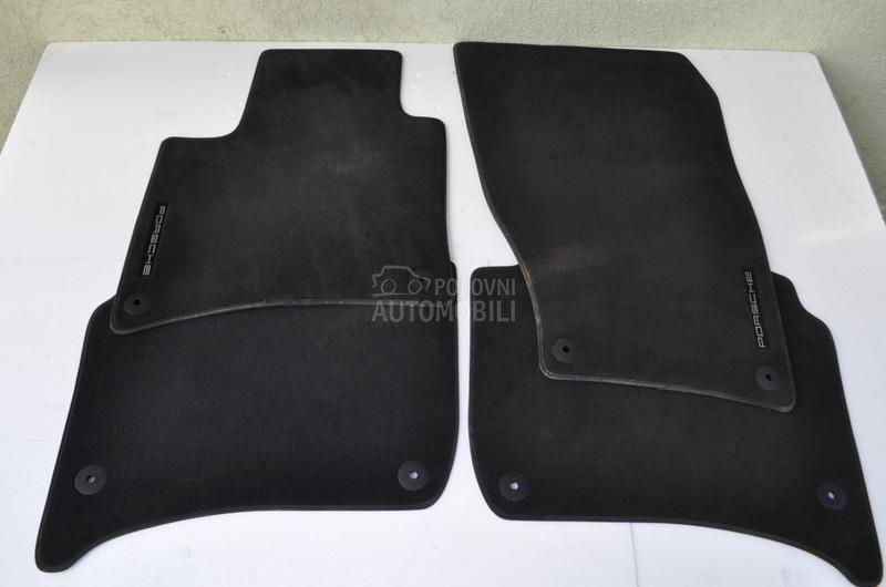 Originalne tepih patosnice