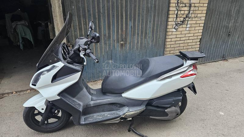Kymco Downtown 300i