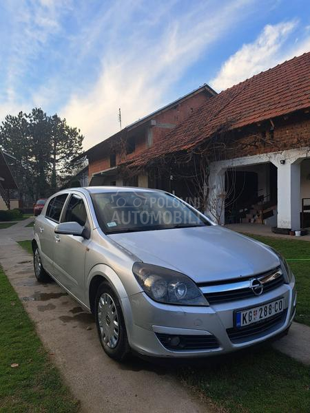 Opel Astra H 