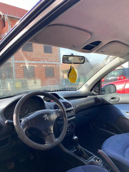 Peugeot 206 