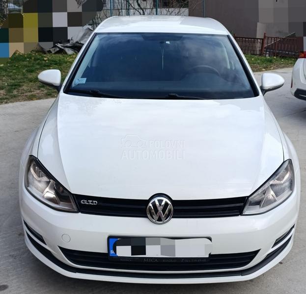 Volkswagen Golf 7 1.6