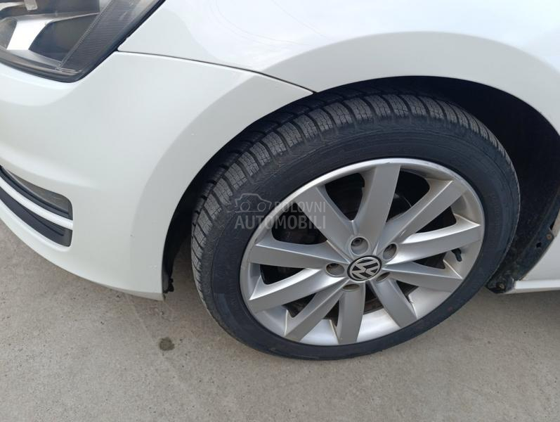 Volkswagen Golf 7 1.6