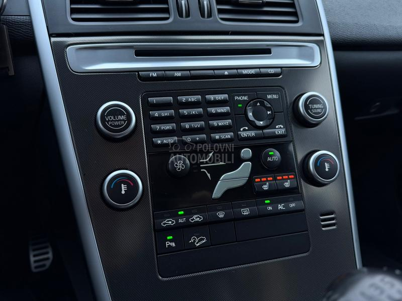 Volvo XC60 4x4 R- DESIGN CH