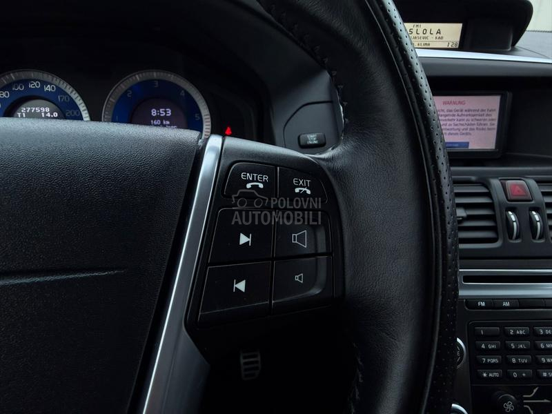 Volvo XC60 4x4 R- DESIGN CH