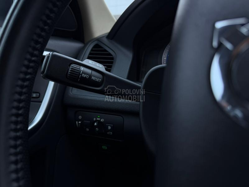 Volvo XC60 4x4 R- DESIGN CH