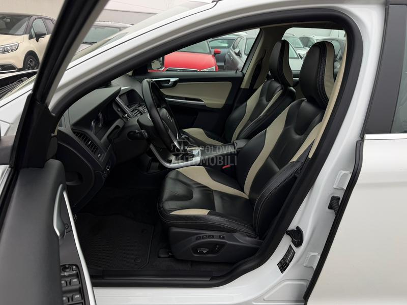 Volvo XC60 4x4 R- DESIGN CH