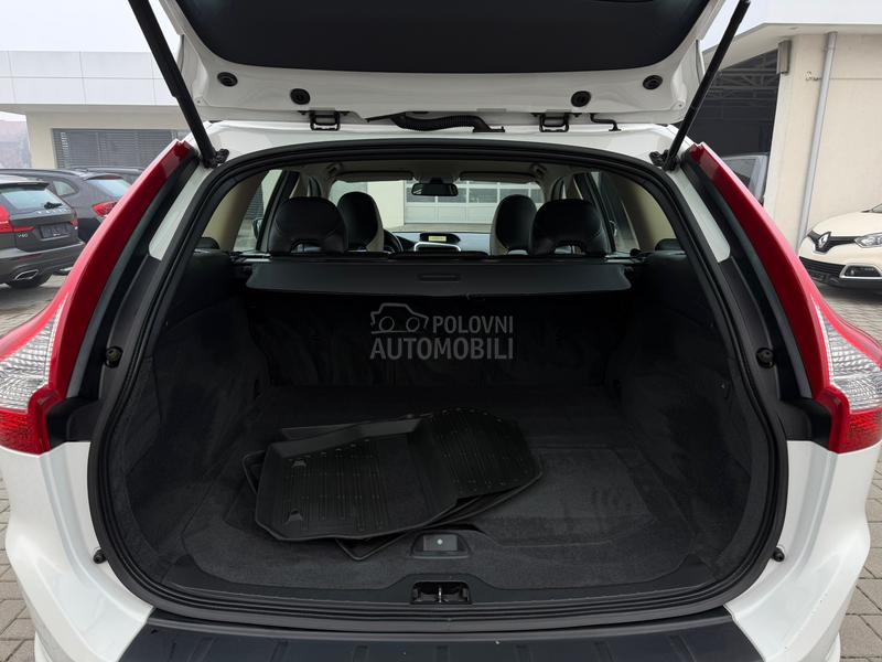 Volvo XC60 4x4 R- DESIGN CH
