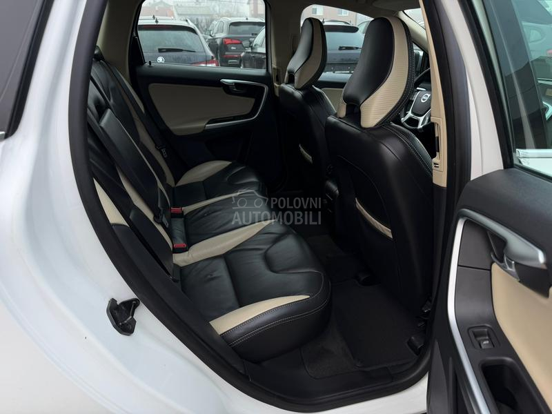 Volvo XC60 4x4 R- DESIGN CH