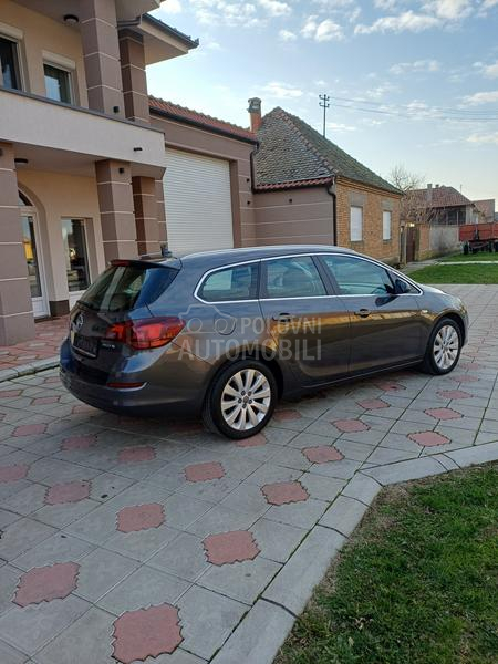 Opel Astra J 1.3 CDTI