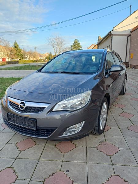 Opel Astra J 1.3 CDTI
