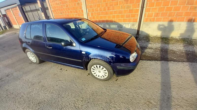 Volkswagen Golf 4 1.6