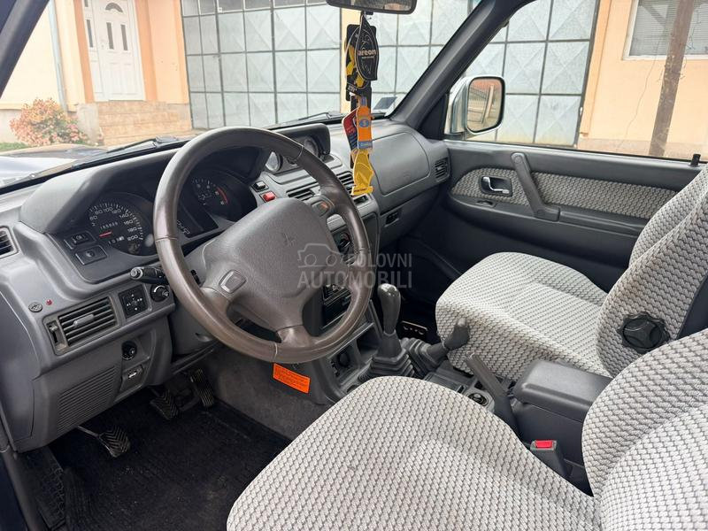 Mitsubishi Pajero 
