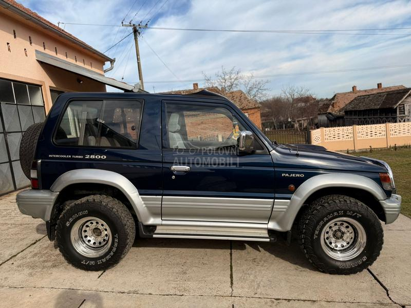 Mitsubishi Pajero 