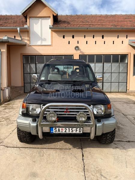 Mitsubishi Pajero 