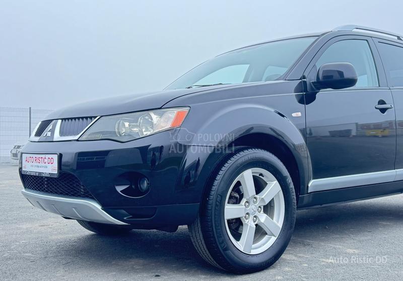 Mitsubishi Outlander 2.0 DID4x4 NAV. KAM.