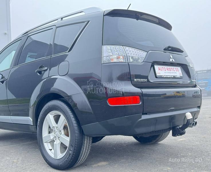 Mitsubishi Outlander 2.0 DID4x4 NAV. KAM.
