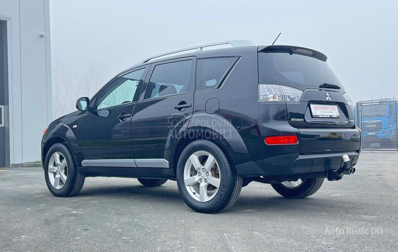 Mitsubishi Outlander 2.0 DID4x4 NAV. KAM.