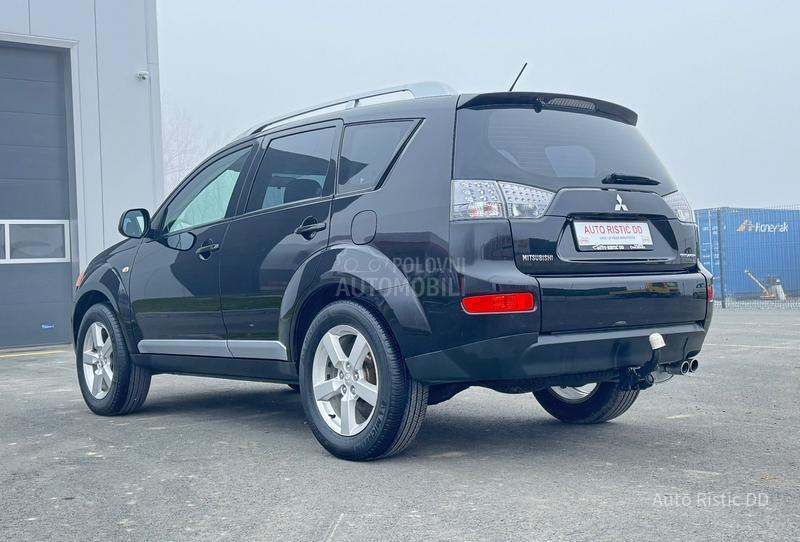 Mitsubishi Outlander 2.0 DID4x4 NAV. KAM.