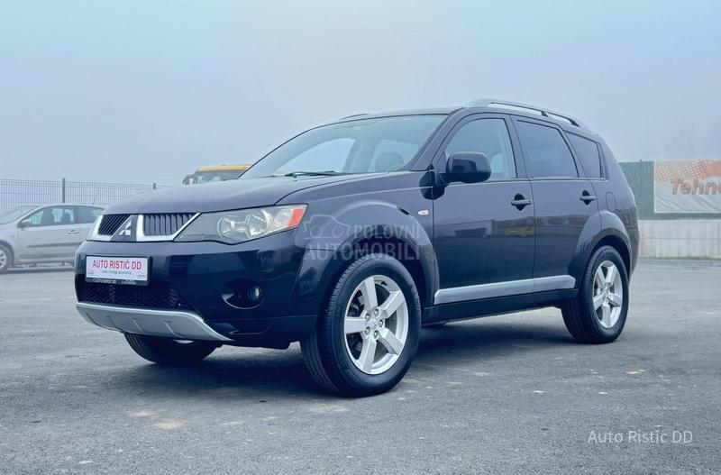 Mitsubishi Outlander 2.0 DID4x4 NAV. KAM.