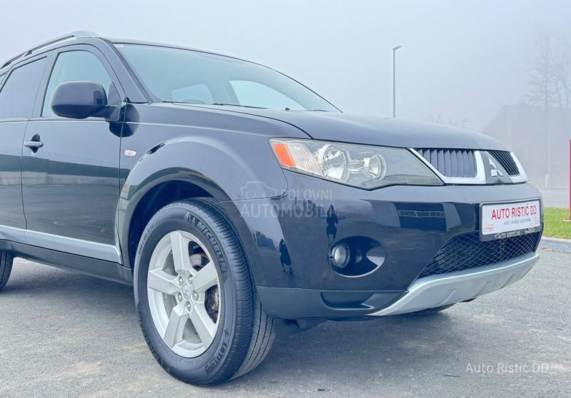 Mitsubishi Outlander 2.0 DID4x4 NAV. KAM.