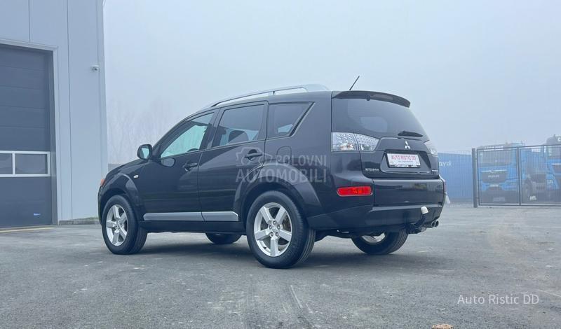 Mitsubishi Outlander 2.0 DID4x4 NAV. KAM.