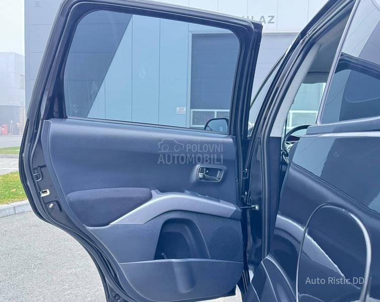 Mitsubishi Outlander 2.0 DID4x4 NAV. KAM.