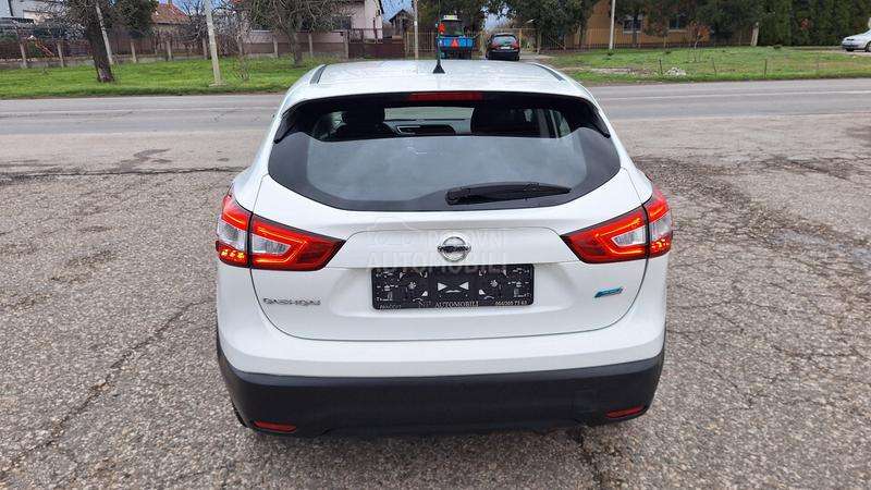Nissan Qashqai 1.5 DCI