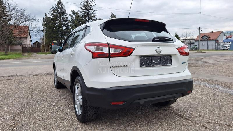 Nissan Qashqai 1.5 DCI