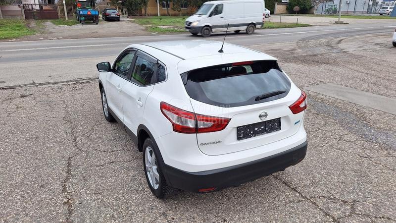 Nissan Qashqai 1.5 DCI