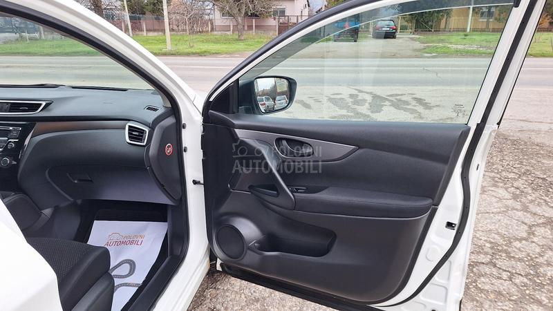 Nissan Qashqai 1.5 DCI