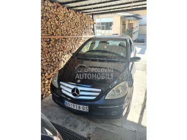 Mercedes Benz B 200 