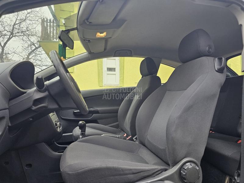 Opel Corsa D 