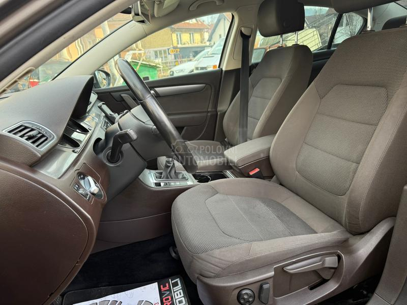 Volkswagen Passat B7 t o p