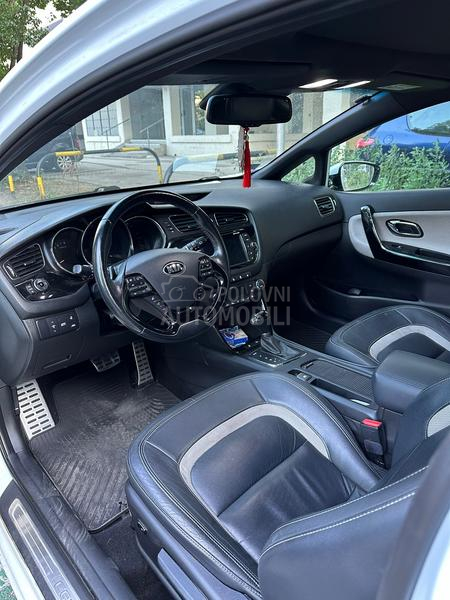 Kia pro_cee`d 
