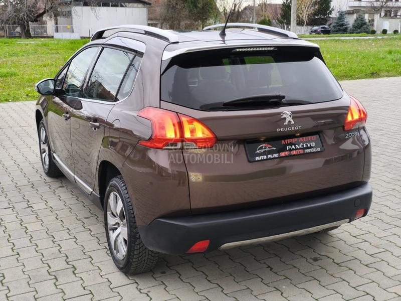 Peugeot 2008 1.2 ALLURE/PANO