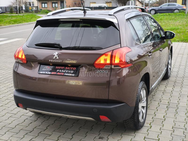Peugeot 2008 1.2 ALLURE/PANO