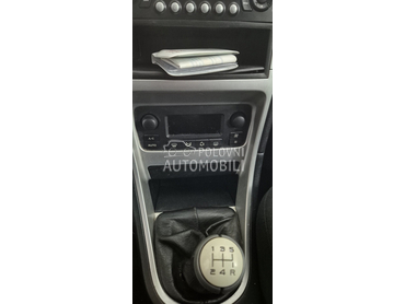 dispej digitalne klime za Peugeot 307 od 2000. do 2008. god.