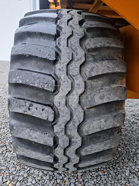 MAITRE 8t BRIMONT 8t