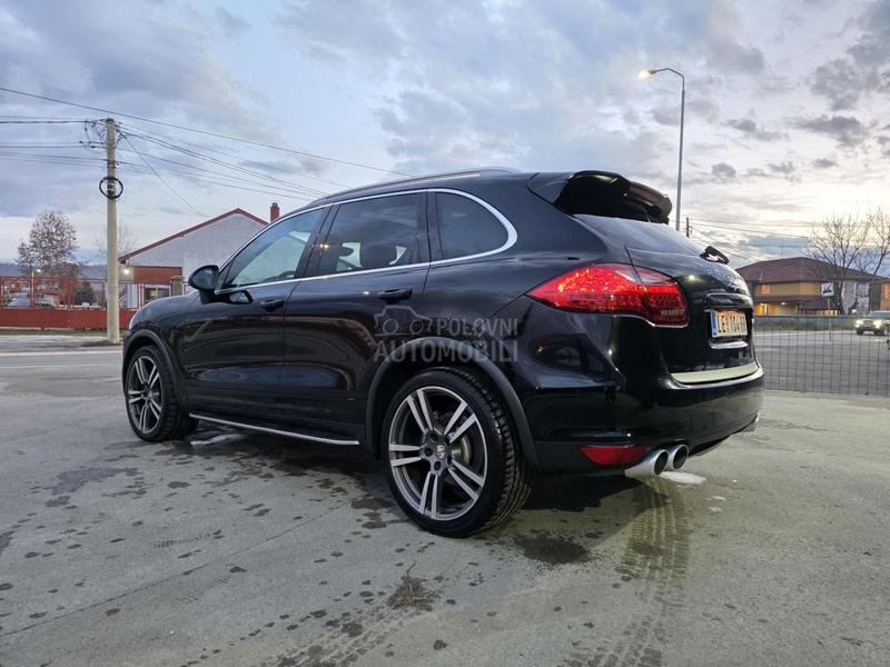 Porsche Cayenne 