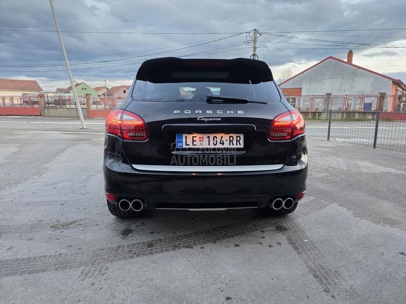 Porsche Cayenne 