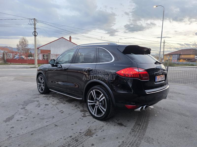 Porsche Cayenne 