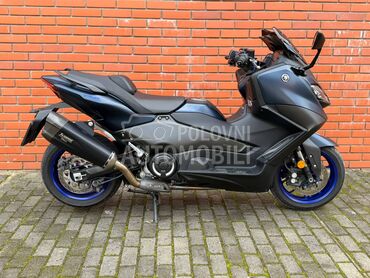 Yamaha Tmax Malossi Akrapovic