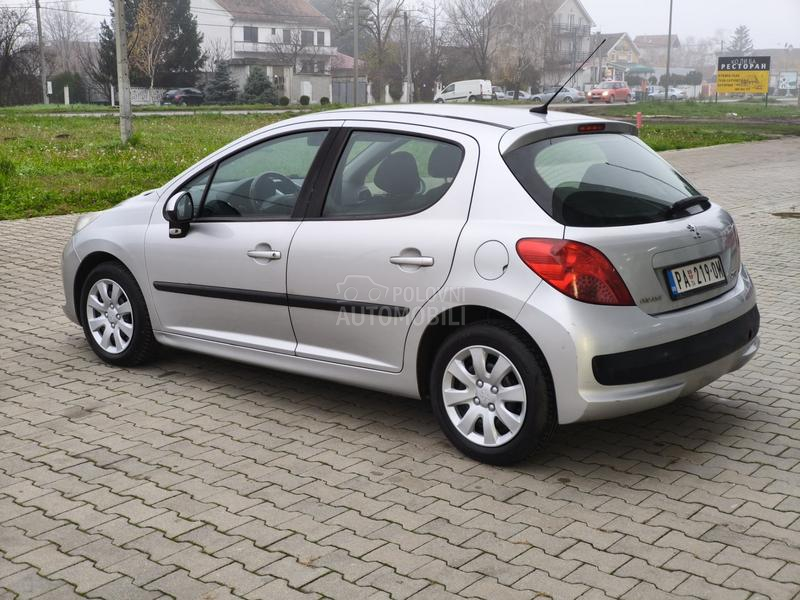 Peugeot 207 1.4 HDI