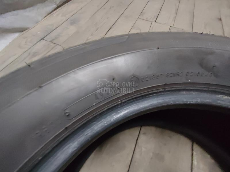 Semperit 235/60 R16 Letnja
