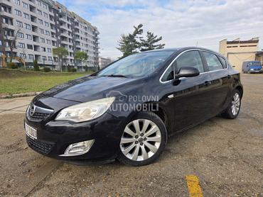 Opel Astra J 1.6 Cosmo